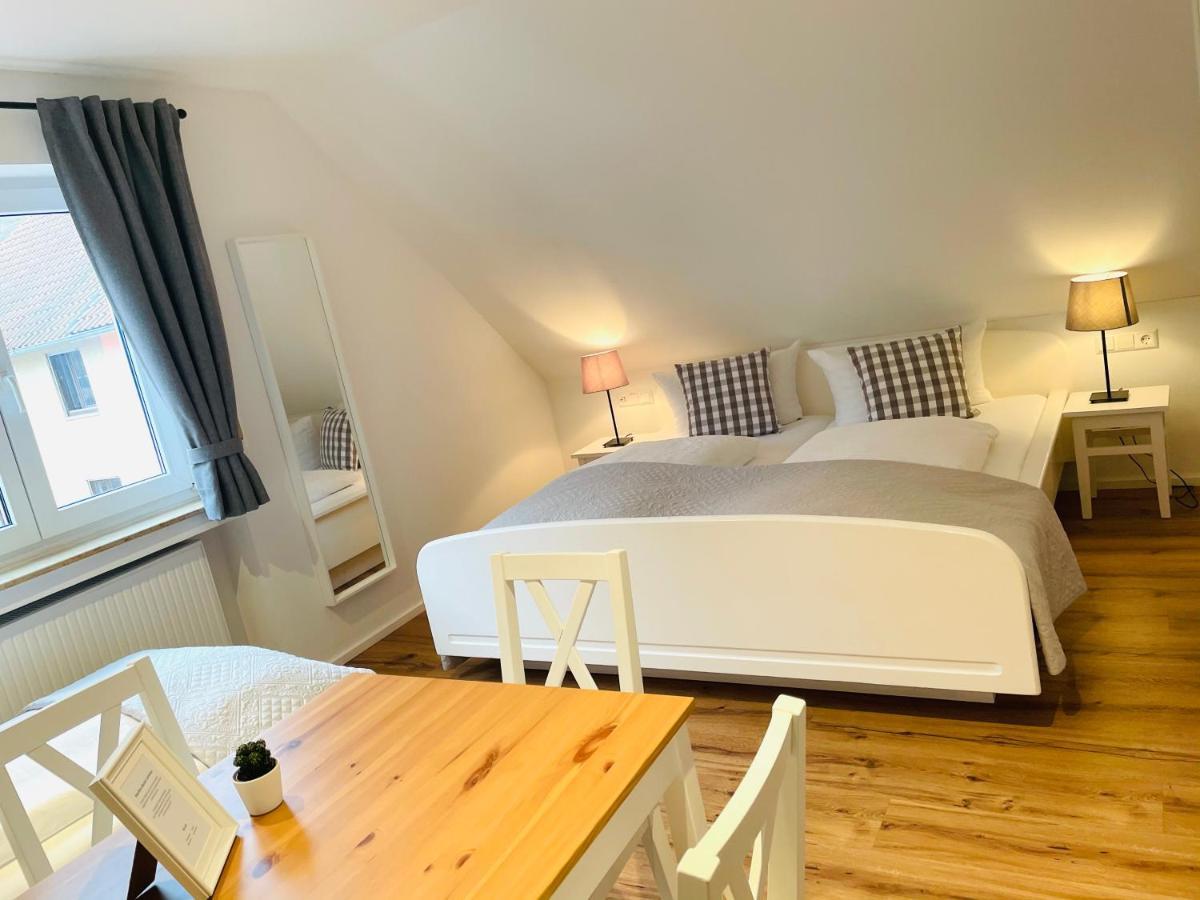 Landgasthof Kaiser Bieringen ภายนอก รูปภาพ